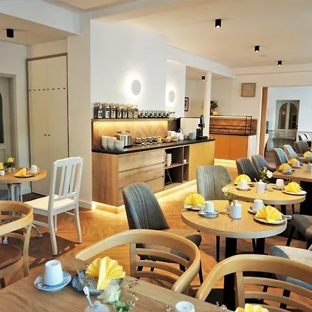 Diesonne 4* Weimar (Thuringia)